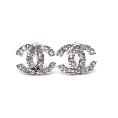 boucle d'oreille puce chanel|Chanel Boucles d'oreilles .